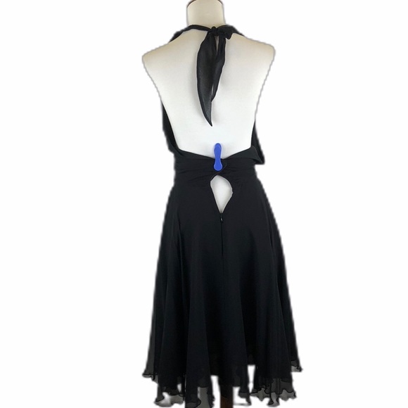 Vintage black silk Marilyn Monroe halter dress - Picture 5 of 8